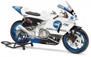 GY.13773  Honda RC 211V Makoto TAMADA Team Konica Minolta nr.6